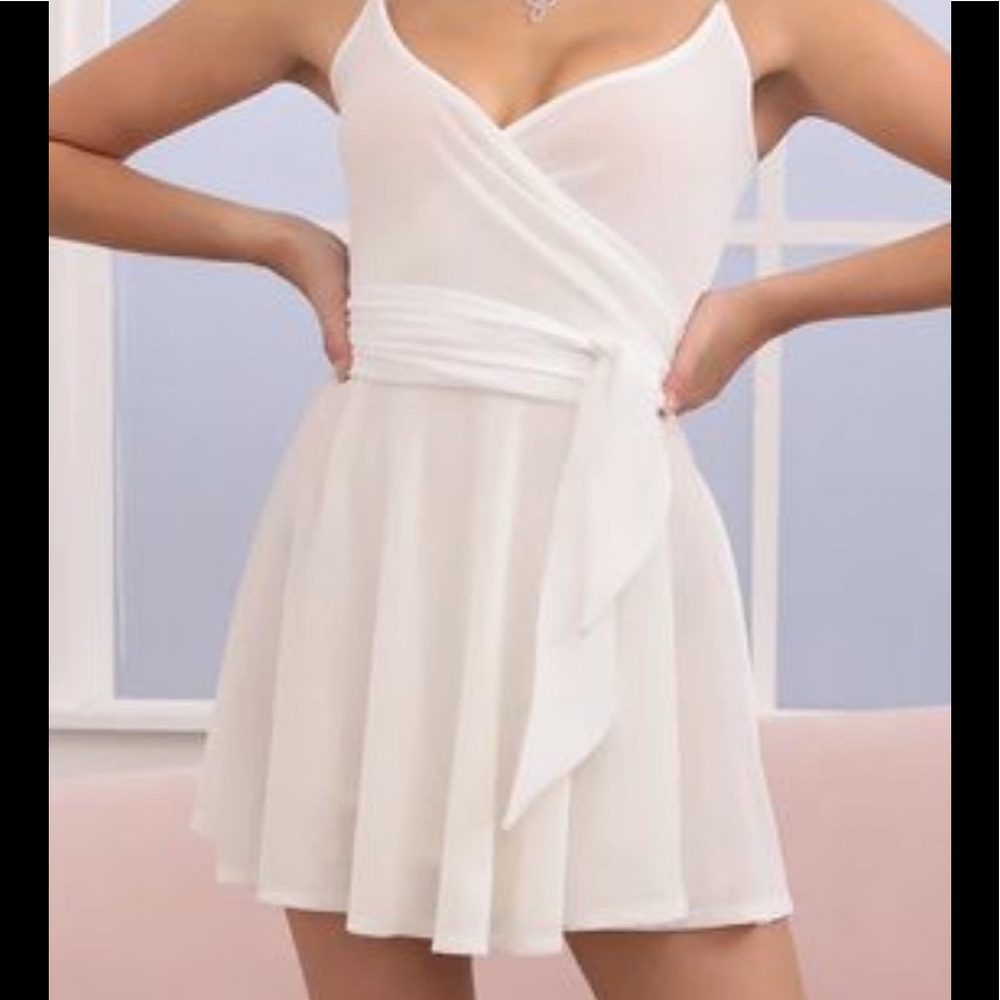 Lucy In the Sky- Pyper Wrap Dress in White Velvet - Size XS